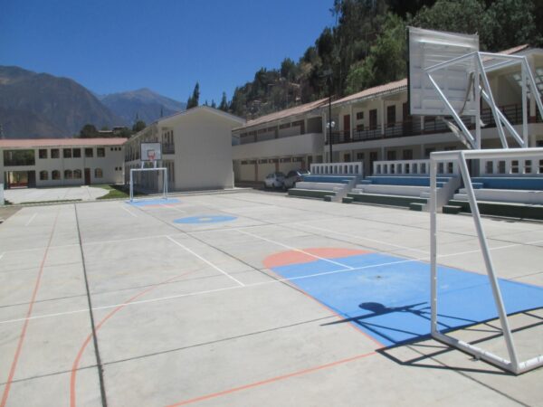 35. VISTA PANORAMICA DE LOSA DEPORTIVA Y PABELLONES PARTE 2-1